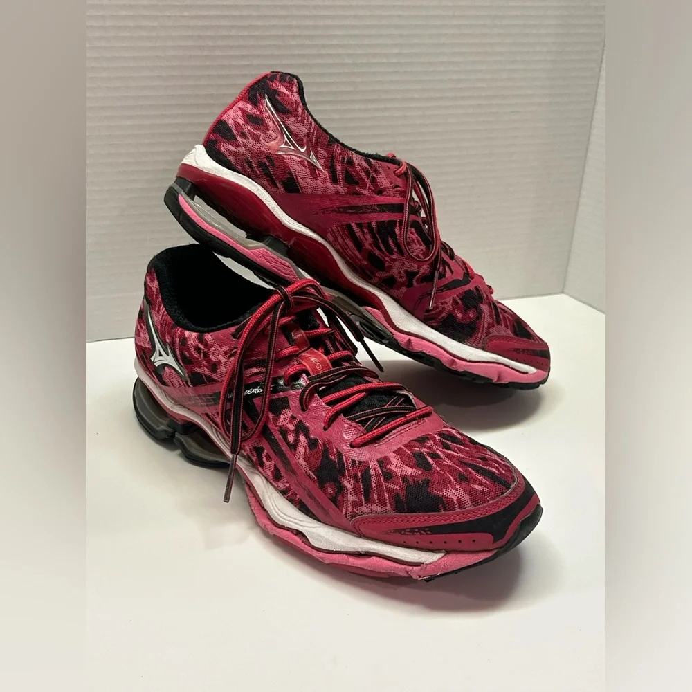 Mizuno Wave Creation 15 Running Shoes Women's‎ sz 10